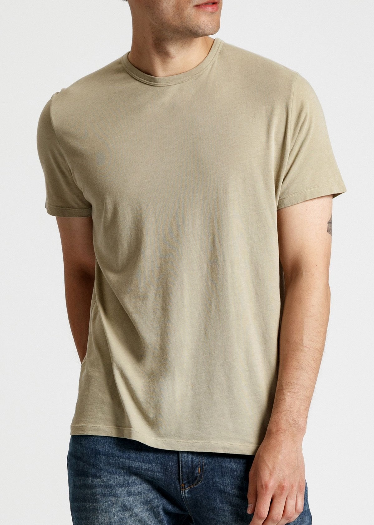 mens soft lightweight t shirt light green front